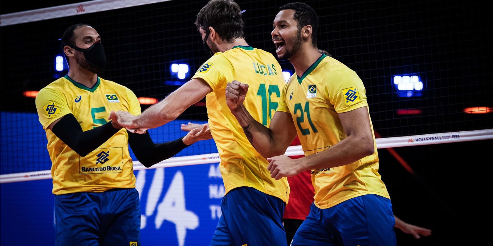 Garantido nas semifinais da Liga das Nações, Brasil joga mal e perde para  Rússia