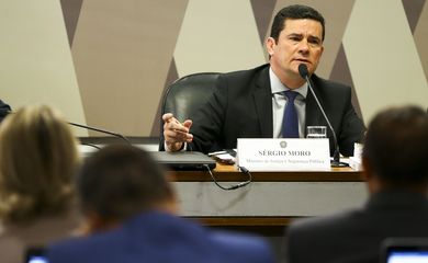 O ministro da Justiça e Segurança Pública, Sergio Moro, participa de audiência pública na Comissão de Constituição e Justiça do Senado.