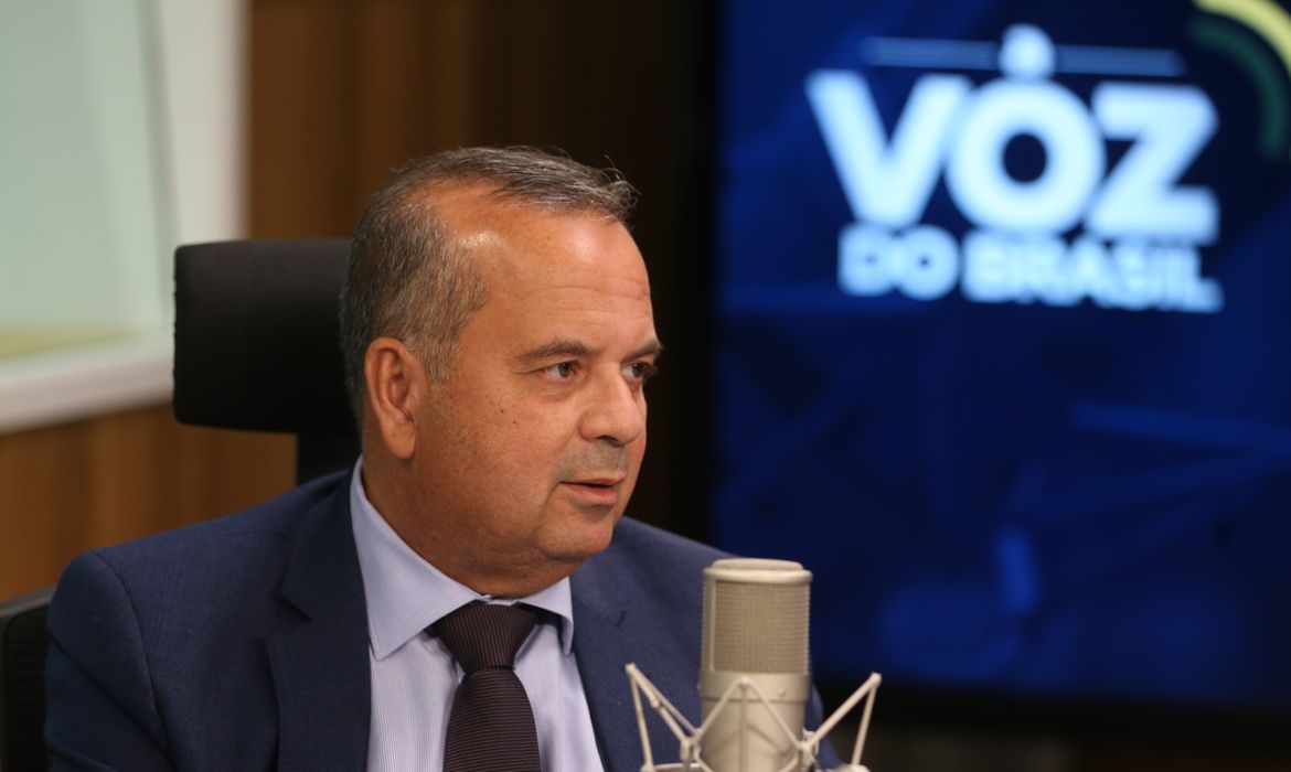 O ministro do Desenvolvimento Regional, Rogério Marinho,  é entrevistado no programa A Voz do Brasil.