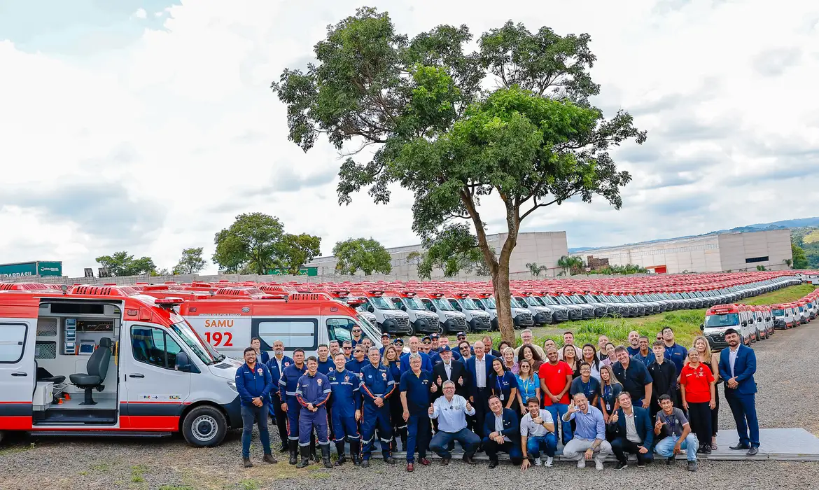 SAMU ganha reforo com a entrega de 789 ambulncias em 559 cidades