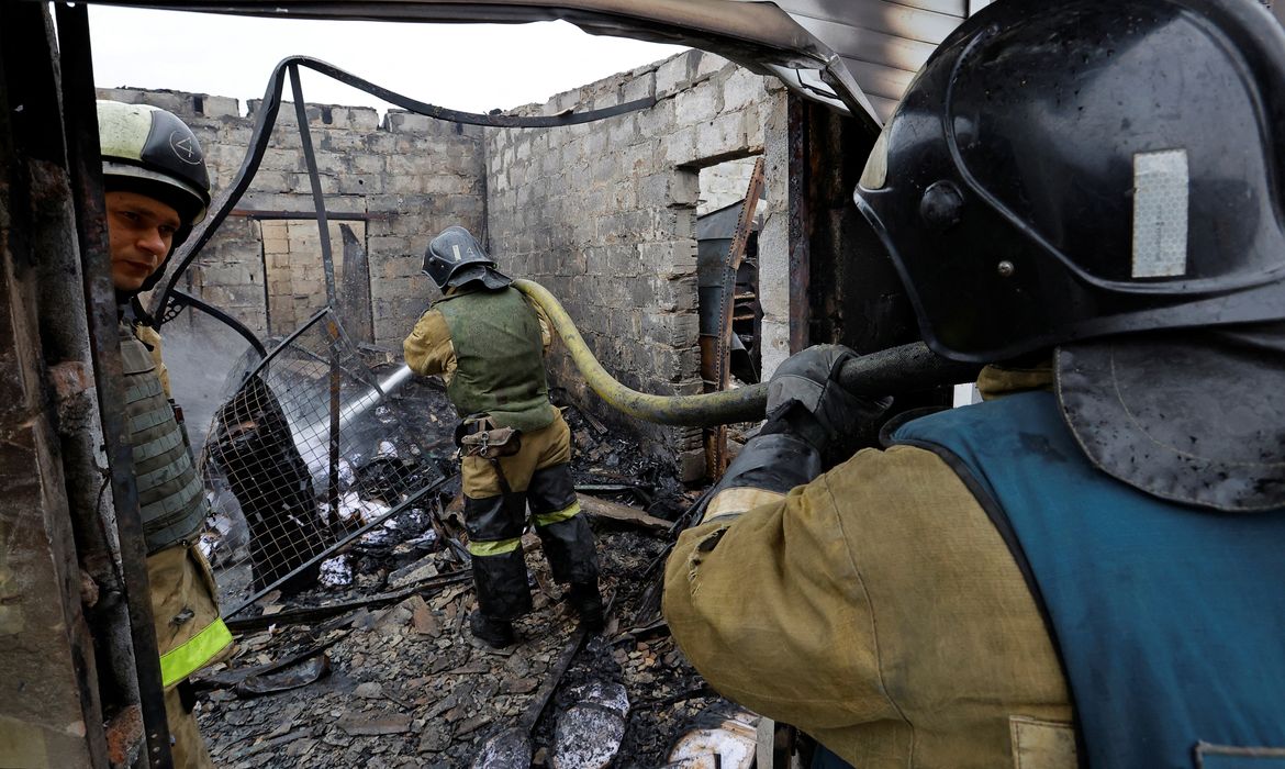 Ataque a Donetsk
 12/12/2022   REUTERS/Alexander Ermochenko