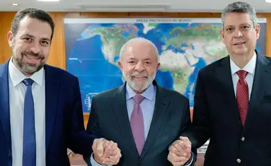 Brasília (DF), 20/10/2025 - O presidente Luiz Inácio Lula da Silva se reuniu com o deputado federal Guilherme Boulos e o convidou para ocupar o cargo de ministro-chefe da Secretaria-Geral da Presidência da República. Boulos irá substituir o ministro Márcio Macêdo na função. Foto: Ricardo Stuckert/PR