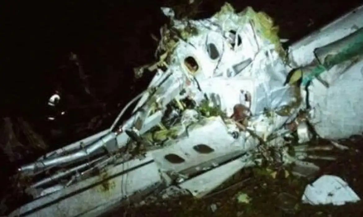 Avião que levava o time da Chapecoense caiu próximo a Medellín, na Colômbia - Foto Defesa Civil/Divulgação CP