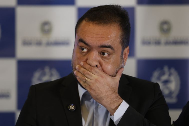 Rio de Janeiro (RJ), 29/10/2025 - O governador do Rio de Janeiro, Cláudio Castro, durante entrevista coletiva para falar sobre ação policial da Operação Contenção, contra o Comando Vermelho. Foto: Fernando Frazão/Agência Brasil