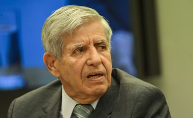 O ministro do Gabinete de Segurança Institucional, Augusto Heleno, participa de audiência pública na Câmara dos Deputados, sobre o caso do militar preso com cocaína na Espanha em aeronave da Força Aérea Brasileira.
