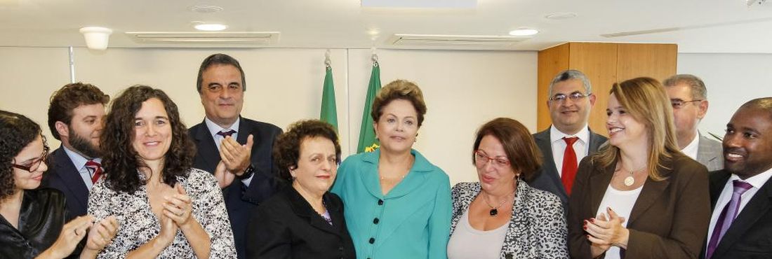 Presidenta Dilma Rousseff durante solenidade de posse dos membros do Comitê Nacional de Prevenção a Tortura no Palácio do Planalto.