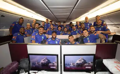 Seleção brasileira embarca rumo ao Catar para disputar Copa do Mundo 2022