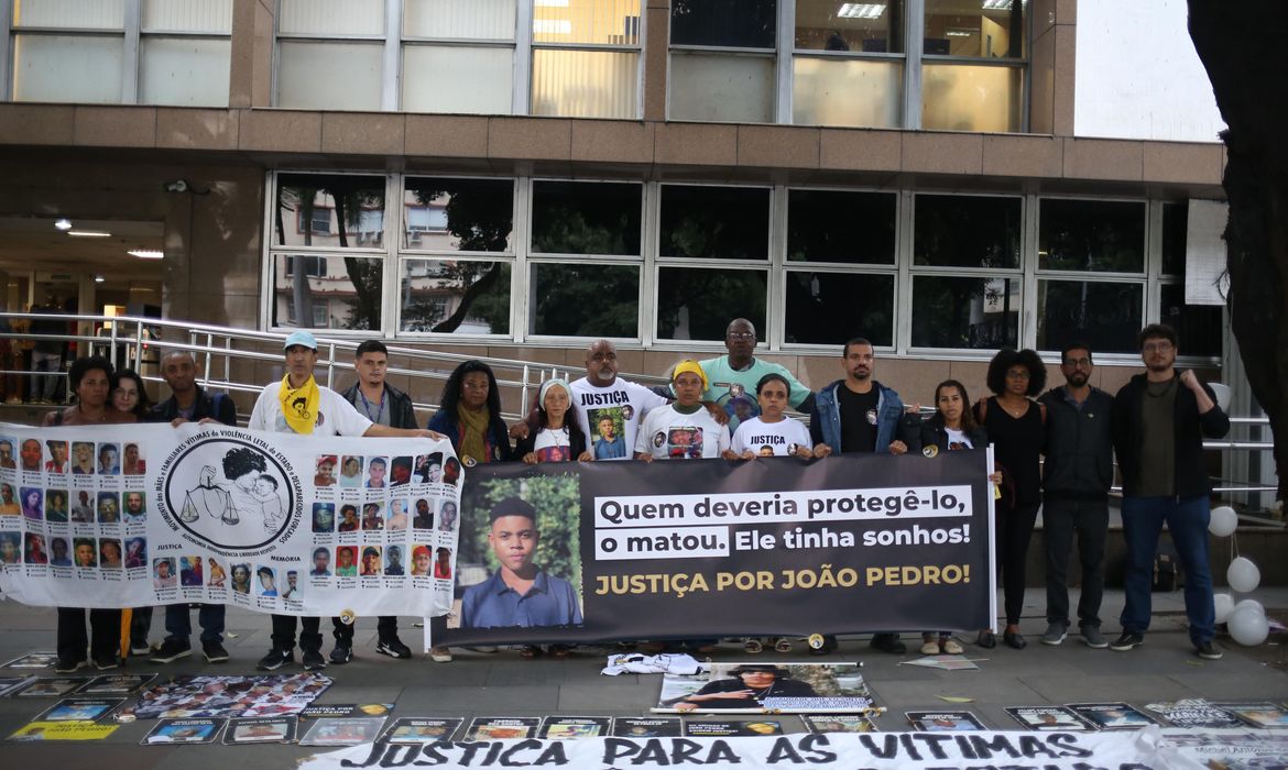 Rio de Janeiro (RJ), 24/06/2025 - Familiares do jovem João Pedro, morto por policiais. Foto: Rafael Henrique Brito/ONG Rio de Paz