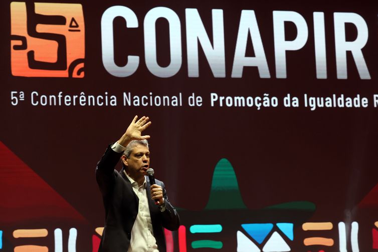 Antonio Cruz/Agência Brasil Brasília (DF), 19/09/2025 - Ministro da Secretaria-Geral da Presidência de República, Márcio Macêdo, participa da 5ª Conferência Nacional de Promoção da Igualdade Racial (5ª Conapir), no Centro de Convenções Ulysses Guimarães. Foto: Antonio Cruz/Agência Brasil