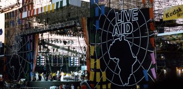 Live Aid – O palco do evento no JFK Stadium, Filadélfia 
