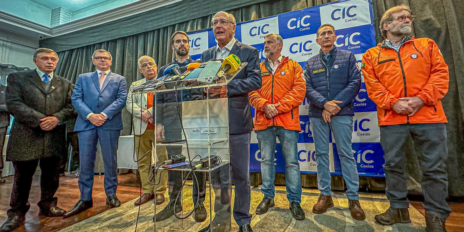 Chuvas: MP do auxílio a empresas do RS deve sair na terça, diz Alckmin Chuvas: MP do auxílio a empresas do RS deve sair na terça, diz Alckmin