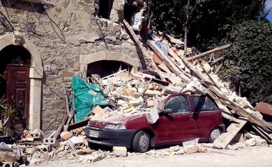 Terremoto na Itália (Claudio Accogli/EPA/Agência Lusa)