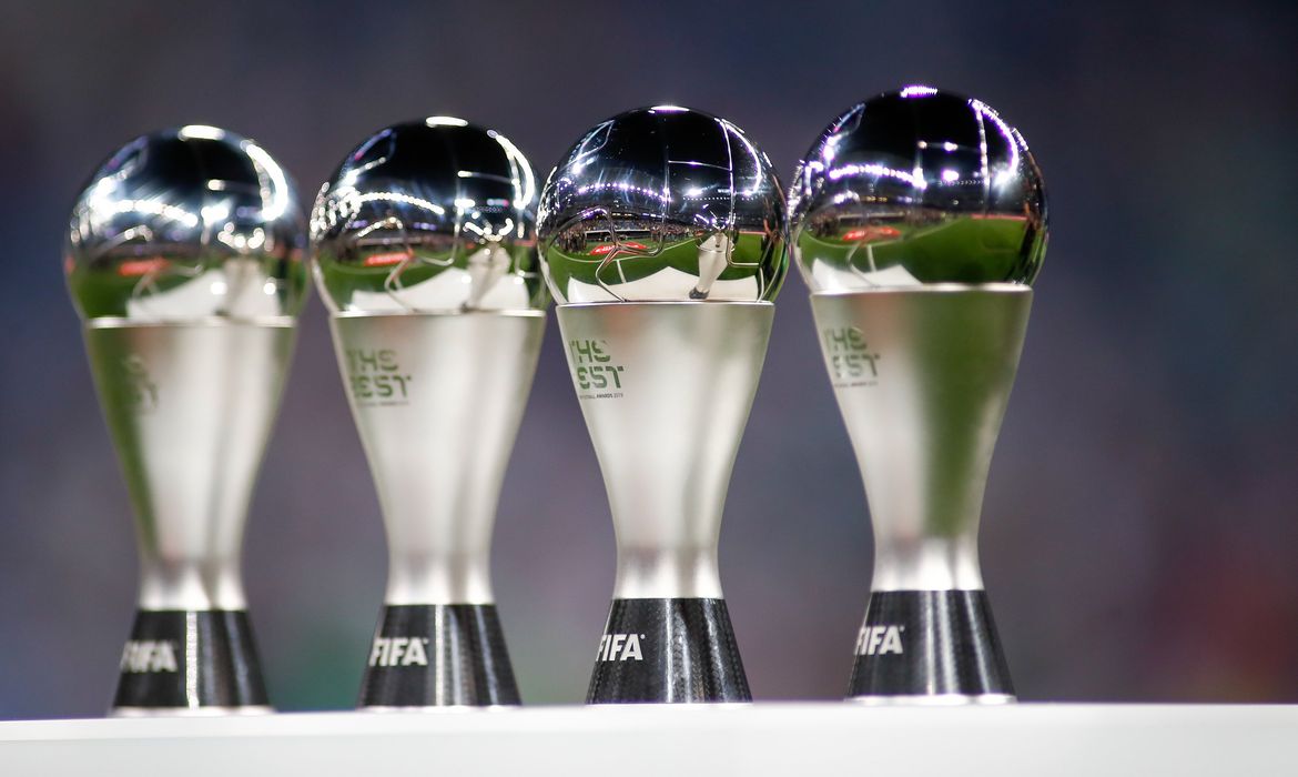Qatar 2022 Novo Troféu Copa do Mundo de Futebol Prêmio Campeão de Futebol  de Ouro Torcedor 36 cm