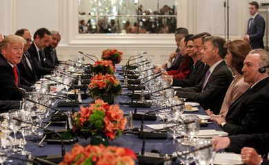 Nova York (EUA) - Os presidentes dos Estados Unidos da América, Donald Trump, e do Brasil, Michel Temer, durante jantar de trabalho oferecido pelo presidente americano (Beto Barata/PR)
