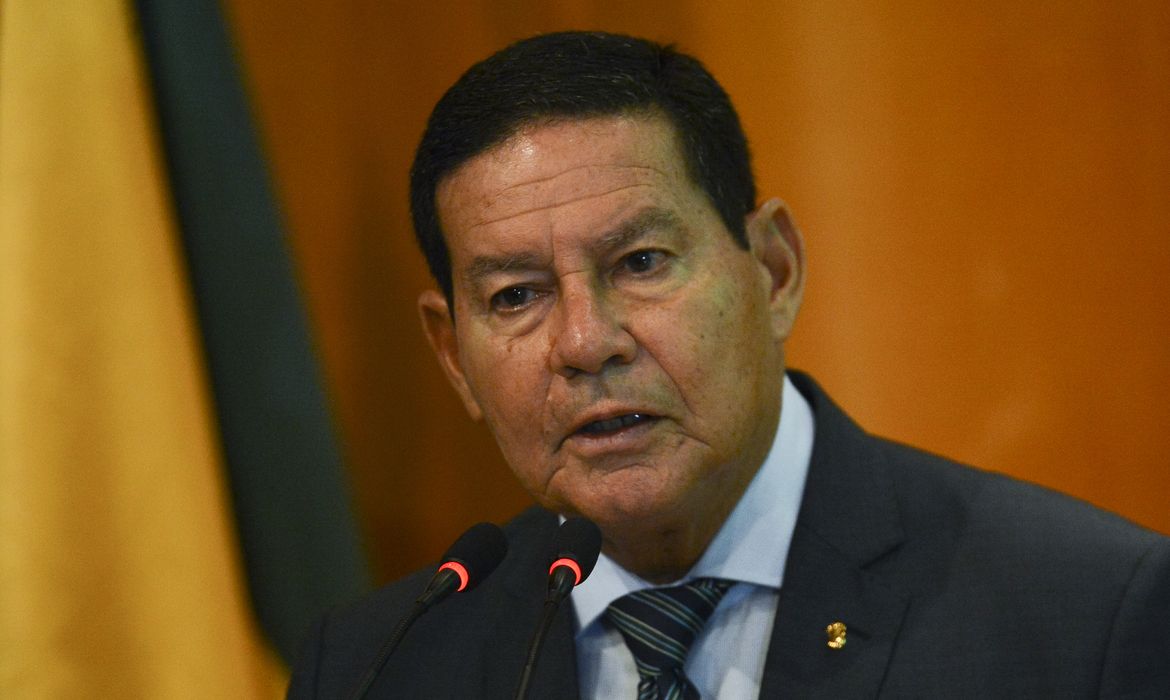 O vice-presidente da República, Hamilton Mourão, participa da abertura do seminário “Agro em Questão”.