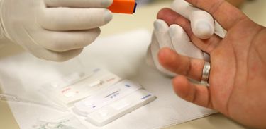 CTA - Centro de Testagem e Aconselhamento da Rodoviária - Realiza teste laboratorial de hepatite B, hepatite C, HIV, e sífilis