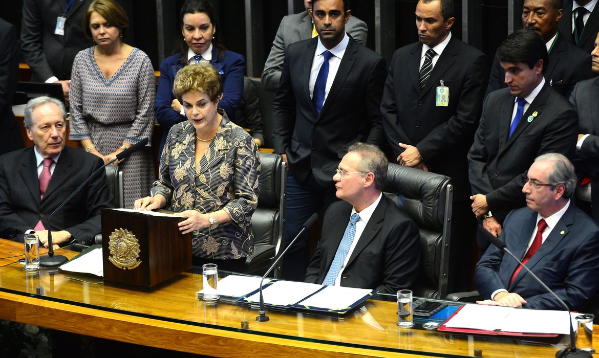 Brasília - A presidenta Dilma Rousseff participa da cerimônia de abertura do Ano Legislativo no Congresso (Fabio Rodrigues Pozzebom/Agência Brasil)