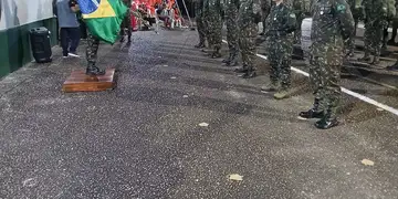 Formatura faz homenagem aos 377 anos do Exército Brasileiro 