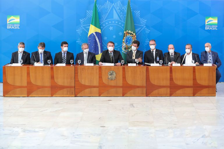 Resultado de imagem para bolsonaro coletiva palacio do planalto