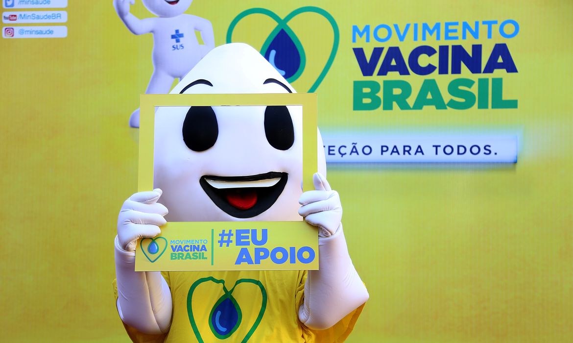 Lançamento da Campanha Nacional de Vacinação contra a Gripe, durante cerimônia em Porto Alegre.
