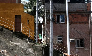 Rio de Janeiro (RJ), 22/02/2023 - Aglomerado de casas das favelas do Complexo do Alemão, zona norte da cidade.  Foto: Tânia Rêgo/Agência Brasil