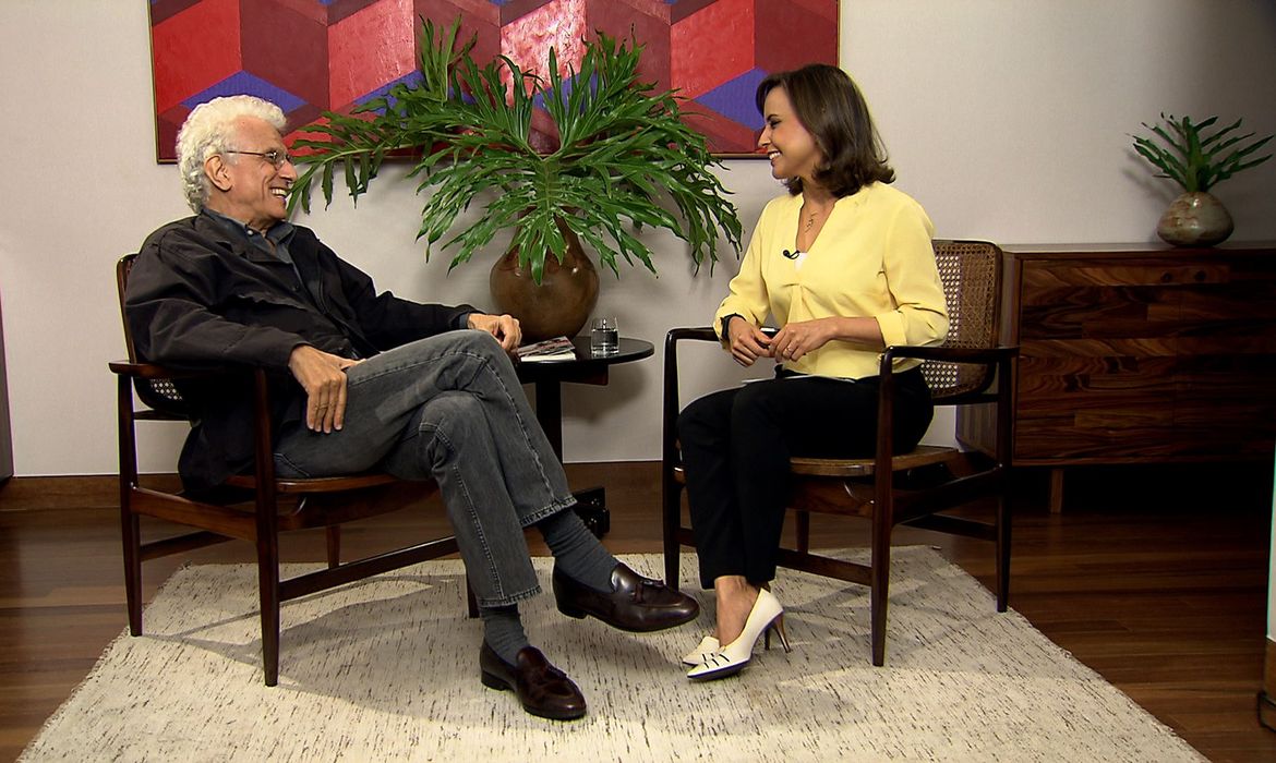 O psicanalista Contardo Calligaris fala à TV Brasil