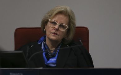 A ministra Rosa Weber durante audiência pública no Supremo Tribunal Federal sobre descriminalização do aborto.