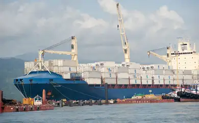 Mdic retoma seguro de crédito à exportação pós-embarque