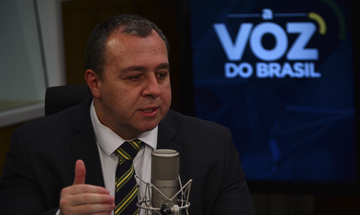 Secretário de Atenção Primária à Saúde,Raphael Câmara, é entrevistado no programa A Voz do Brasil.