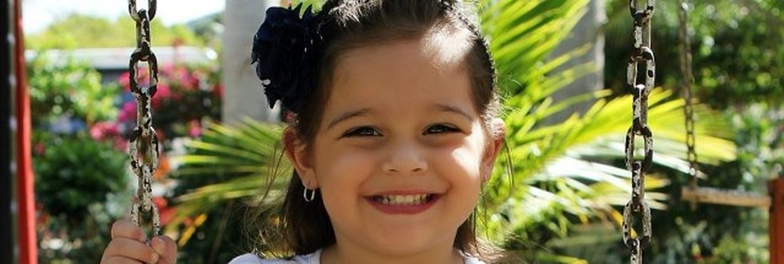 A morte de Izabela Gomes, de dois anos e oito meses, gerou mobilização na internet pelo funcionamento de UTIs pediátricas no município de Sobral (CE)