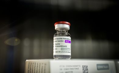 Vacina AstraZeneca