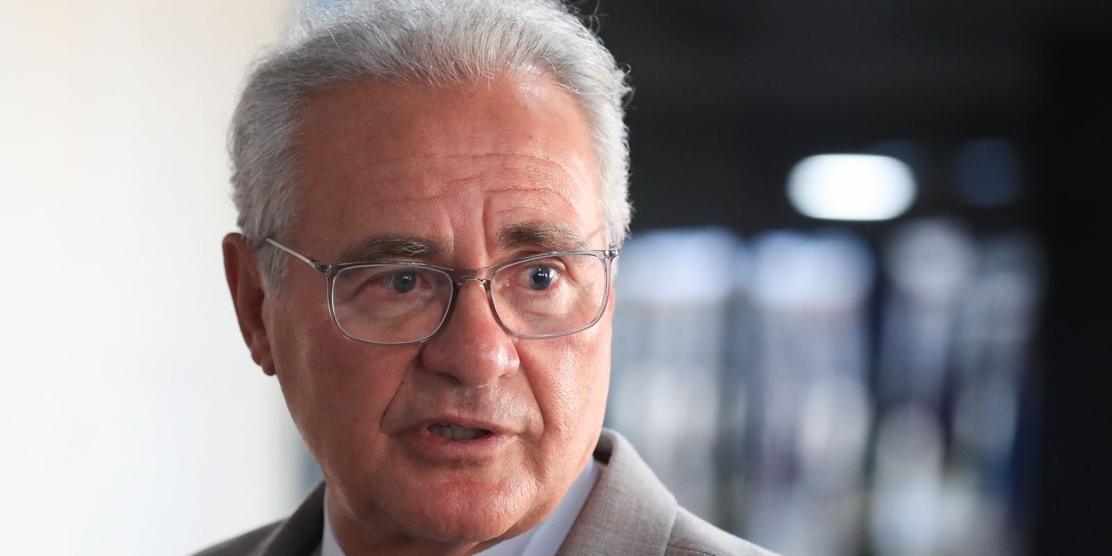 IR: isenção deve tramitar em até um mês no Senado, diz Renan Calheiros