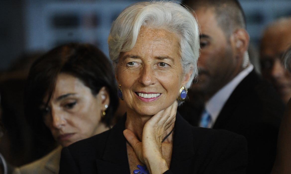 A diretora-geral do Fundo Monetário Internacional (FMI), Christine Lagarde, visita o Teleférico do Alemão,  zona norte do Rio. (Tomaz Silva/Agência Brasil)