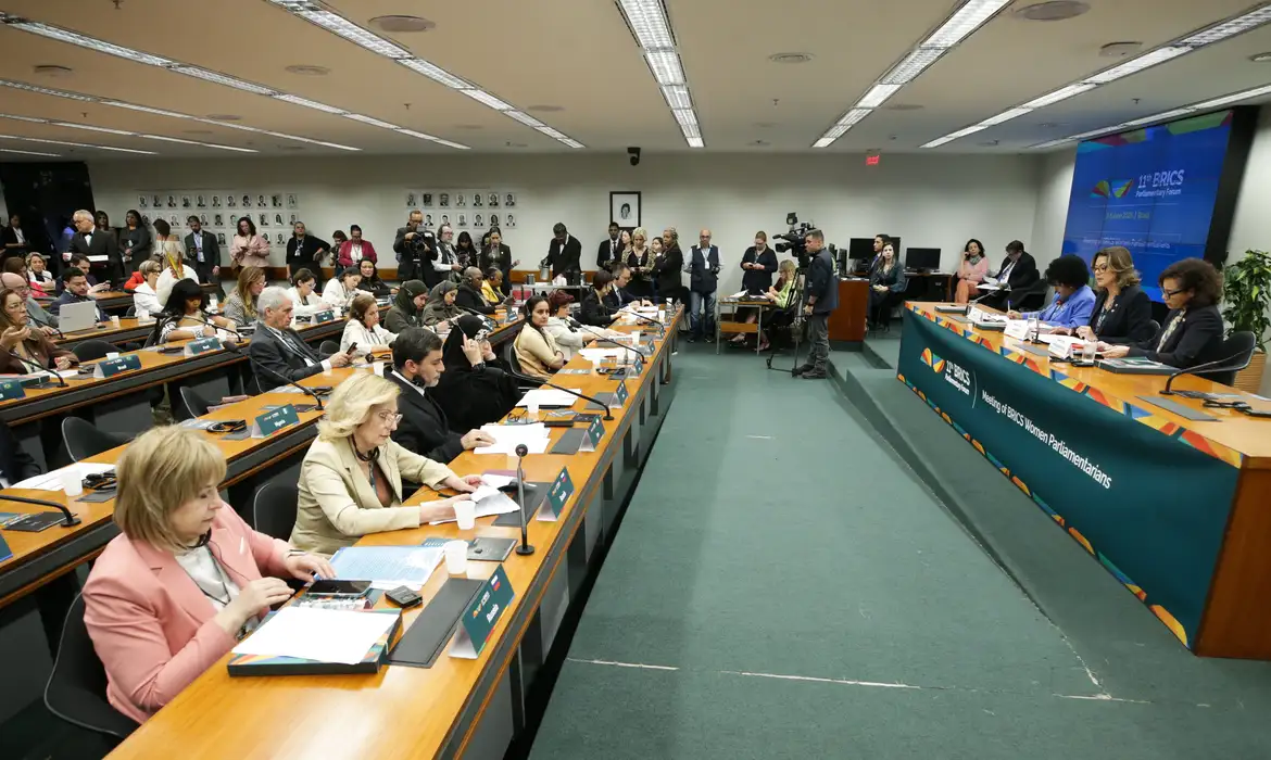 Brasília (DF), 03/06/2025  - 11º Fórum Parlamentar do BRICS  no Congresso Nacional. (Reunião de mulheres) Foto: Lula Marques/Agência Brasil