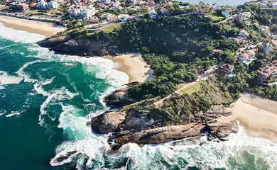 Rio de Janeiro (RJ), 26/06/2025 - Prefeitura custeará translado e dará nome de Juliana Marins ao Mirante da Praia do Sossego
Prefeitura custeará translado e dará nome de Juliana Marins ao Mirante da Praia do Sossego
Foto: Sérgio Bonelli/Divulgação