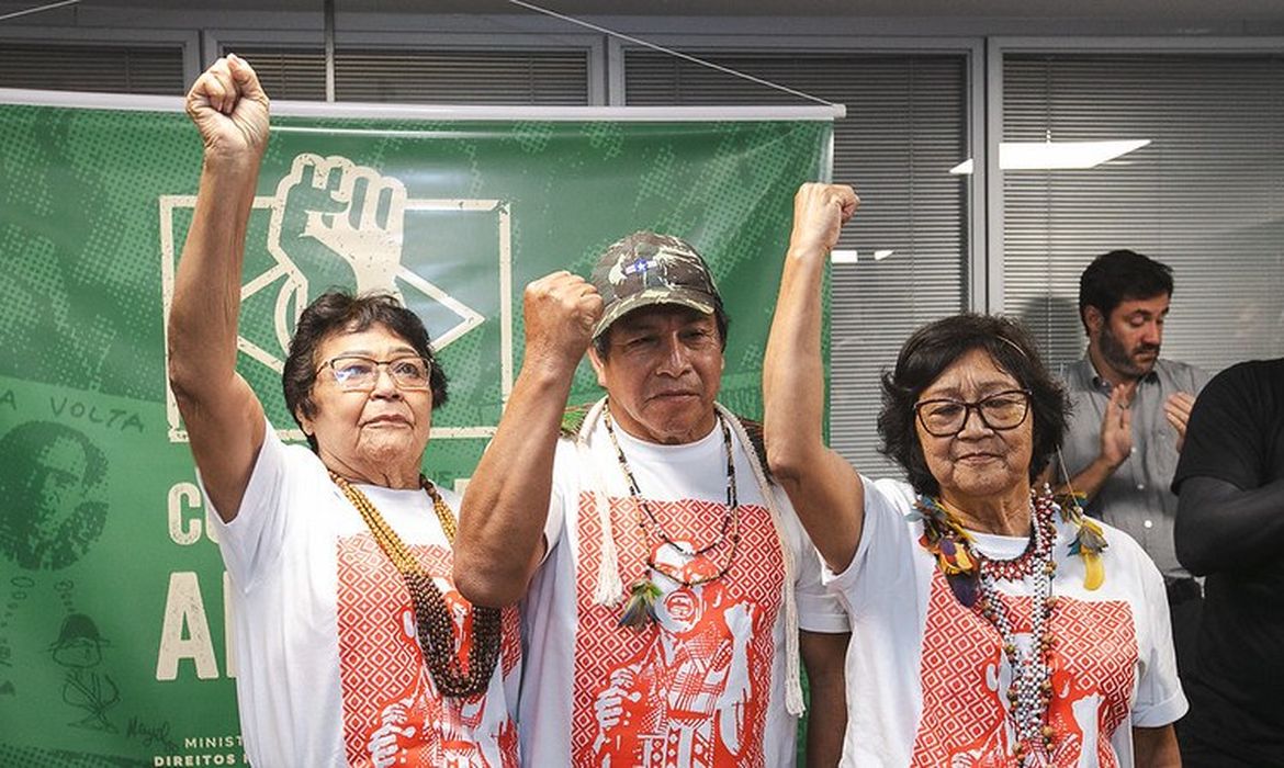 Líder indígena brasileiro é anistiado 43 anos após sua morte