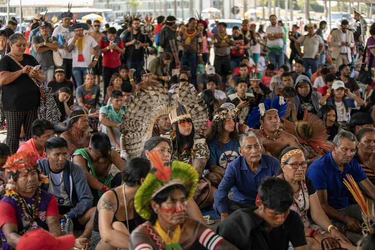 Brasília (DF) - 31/08/2023, Manifestação de Indígenas contra o Marco Temporal na praça dos Três Poderes.  
Foto: Joédson Alves/Agência Brasil