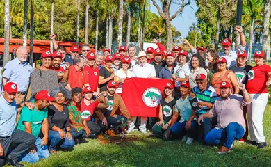 Brasília (DF) 17.08.2024 - Presidente da República, Luiz Inácio Lula da Silva, durante encontro com dirigentes do 
MST. Foto: Ricardo Stuckert/PR