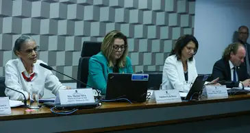 Brasília (DF) 23/08/2023 Ministra do Meio Ambiente e Mudança do Clima, Marina Silva, fala na Comissão do Meio Ambiente do Senado durante audiência pública. Foto Lula Marques/ Agência Brasil