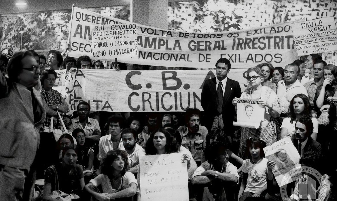Brasília (DF) - Ato pela anistia no Congresso Nacional. 1979. Foto: Roberto Jayme/Arquivo Público SP/Agência Senado