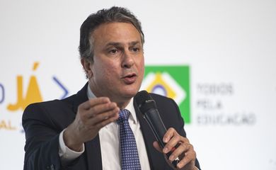 Brasília (DF), 18/04/2023 - O ministro da Educação, Camilo Santana, durante a abertura do Encontro Anual Educação Já 2023. Foto: Marcelo Camargo/Agência Brasil