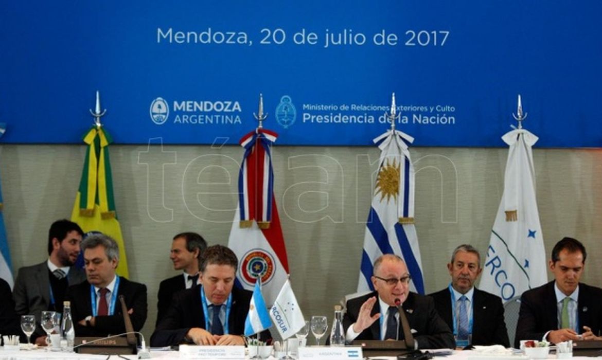 Abertura da Cúpula do Mercosul em Mendonza, na Argentina