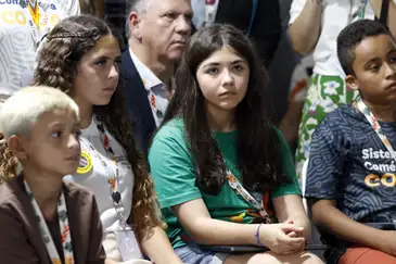 Belém (PA), 17/11/2025 - Sofia Oliveira participa do Dia da Juventude na COP30: Jovem Campeã do Clima recebe 30 crianças em diálogo sobre ação climática. Foto: Bruno Peres/Agência Brasil