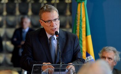 Brasília -  O ministro da Justiça, Eugênio Aragão, abre as sessões de trabalho de 2016 da Comissão de Anistia. A cerimônia lembrou os 52 anos do golpe militar de 1964 (Wilson Dias/Agência Brasil)