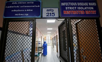 Ala de hospital na Índia preparada para receber pessoas com coronavírus, na cidade de Chennai