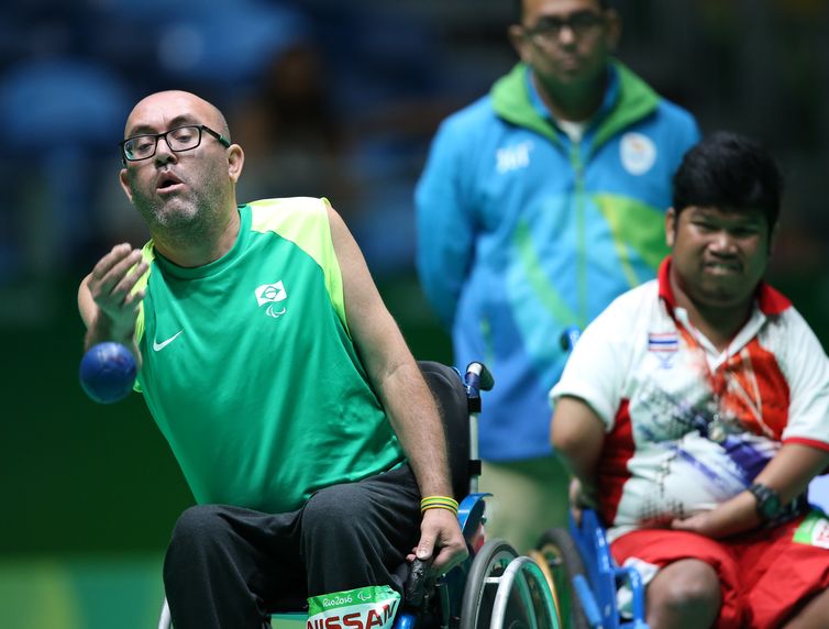 JOGOS PARALÍMPICOS RIO 2016 - Bocha - Classificatória individual BC1. Na foto o atleta, Brasileiro, Eliseu dos santos x Pornchok Larpyen (THA). Em 14/09/2016