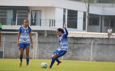 Duda Santos e Júlia Bianchi defenderam o Avaí Kindermann na temporada de 2020.