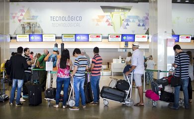 Brasília - Movimento no Aeroporto Internacional de Brasília antes do feriado de Carnaval(Marcelo Camargo/Agência Brasil)