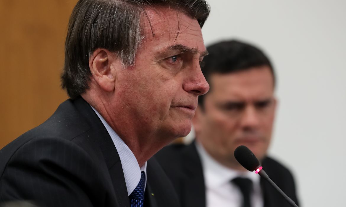 O presidente Jair Bolsonaro coordena reunião do Conselho de Governo.  