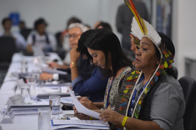 Brasília - A conselheira Ana Maria da Conceição Veloso (E), a representante dos funcionários da empresa no colegiado, Akemi Nitahara, e a liderança indígena, Letícia Luiza Yawanawá na 60ª Reunião Ordinária do Conselho Curador da Empresa